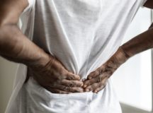 腰痛・臀部痛を認める仙腸関節障害の診断と治療