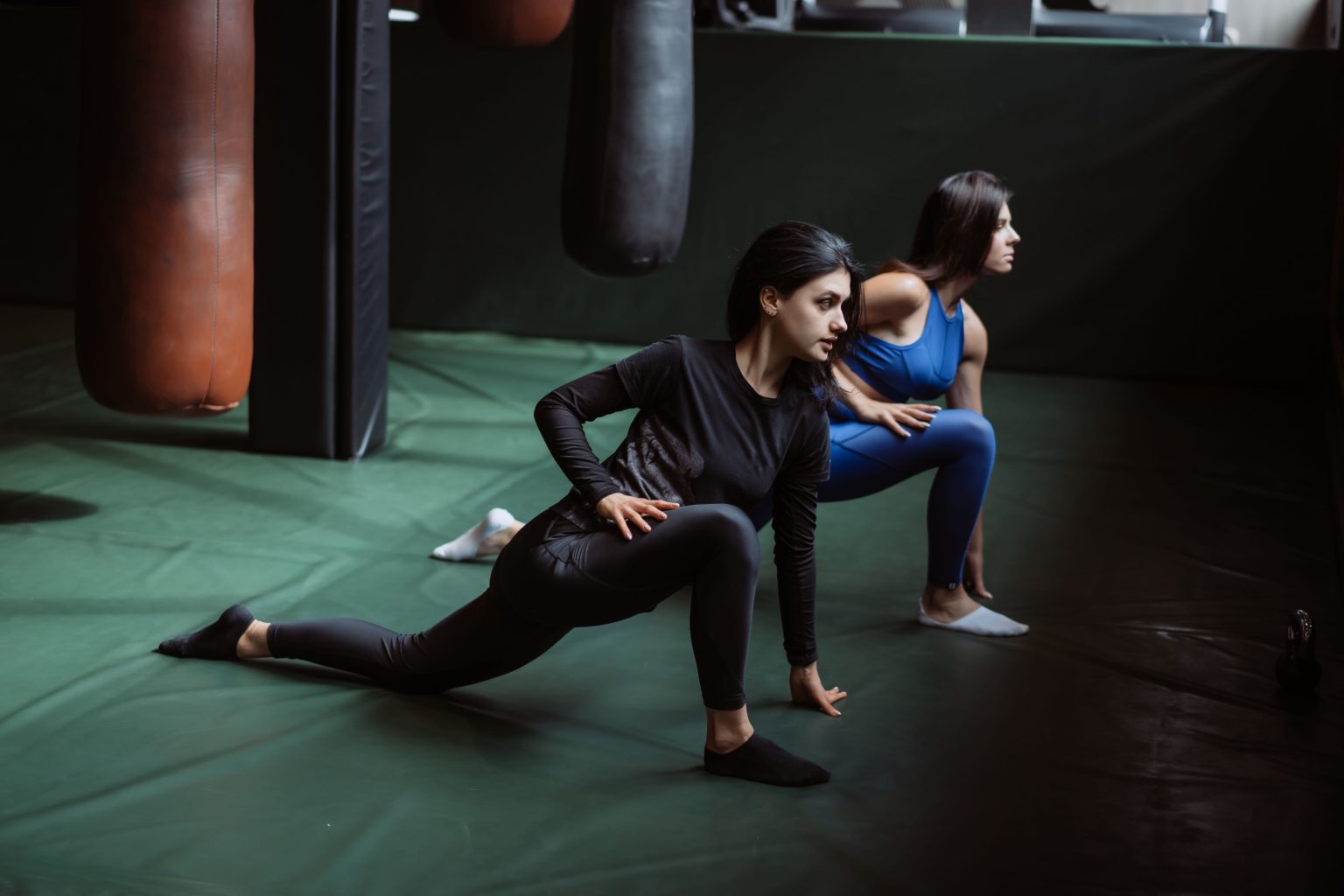 股関節インピンジメントの兆候と症状は何ですか?